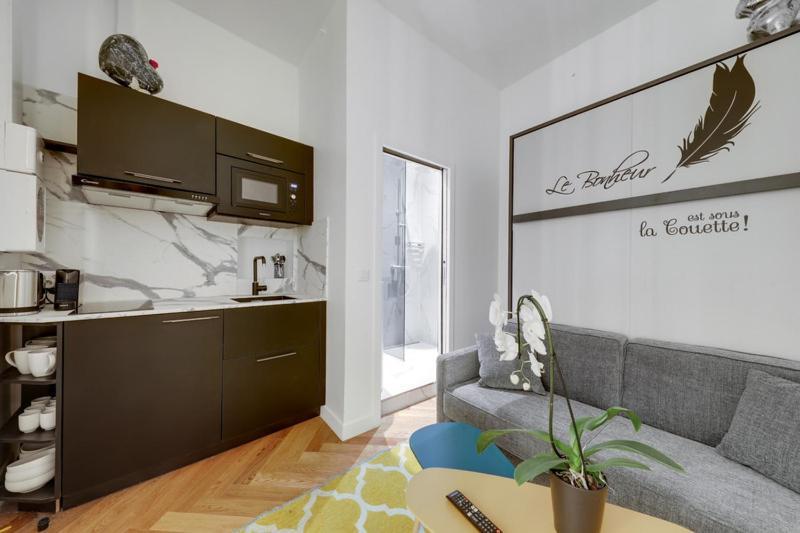 211-Suite Yves Saint Laurent Paris Extérieur photo